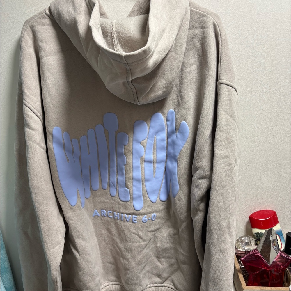 Women’s beige hoodie - Picture 2 of 2
